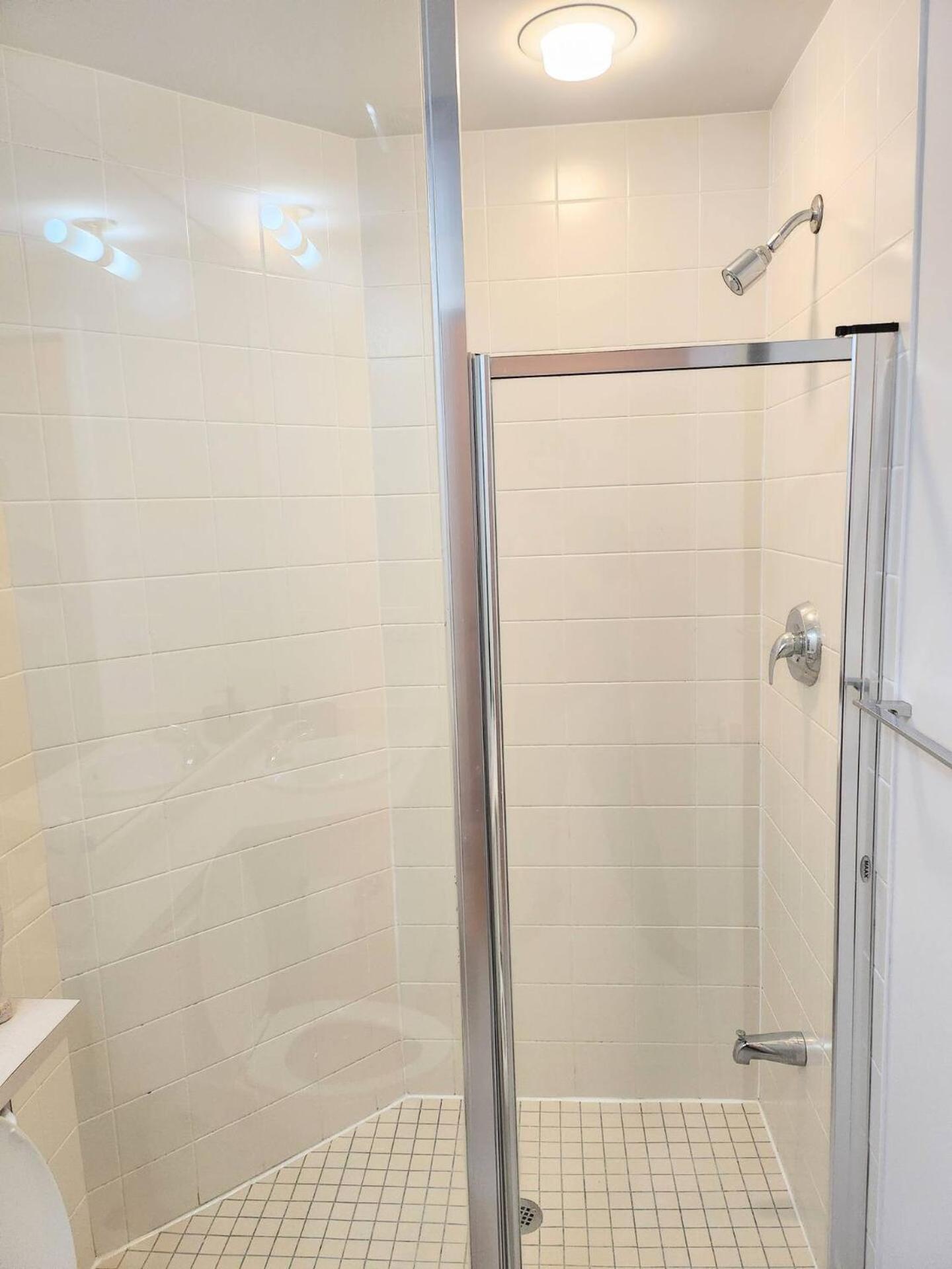 Luxury Suites Steps To Cn Tower Toronto Ngoại thất bức ảnh